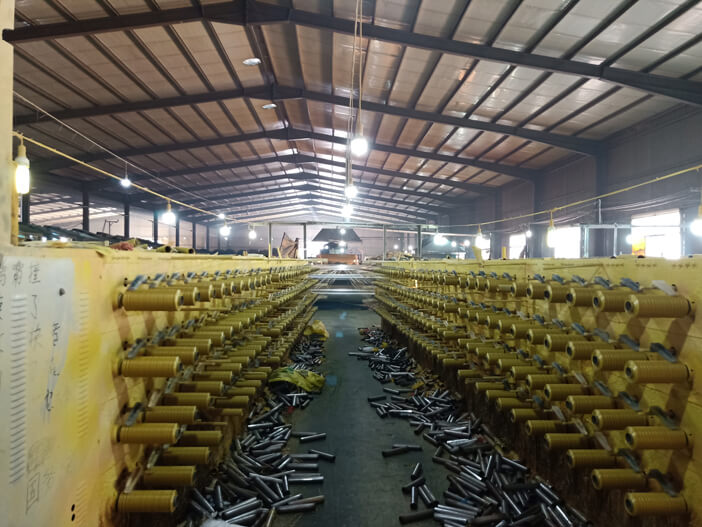 亮黄色编织袋 蛇皮袋